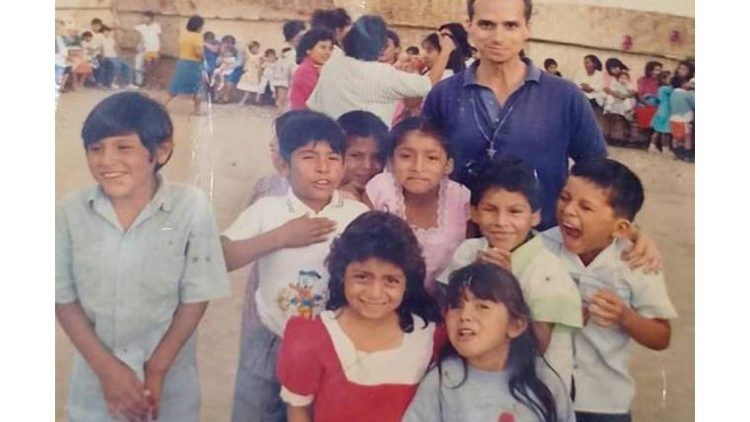 Sách mới kể lại những giai thoại từ cuộc đời của Đức Thánh Cha Lêô XIV