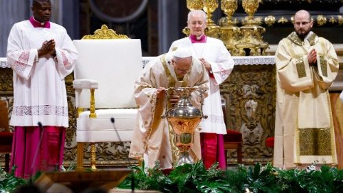 Thánh Lễ Dầu (2/4): Canh tân sứ mạng Kitô giáo