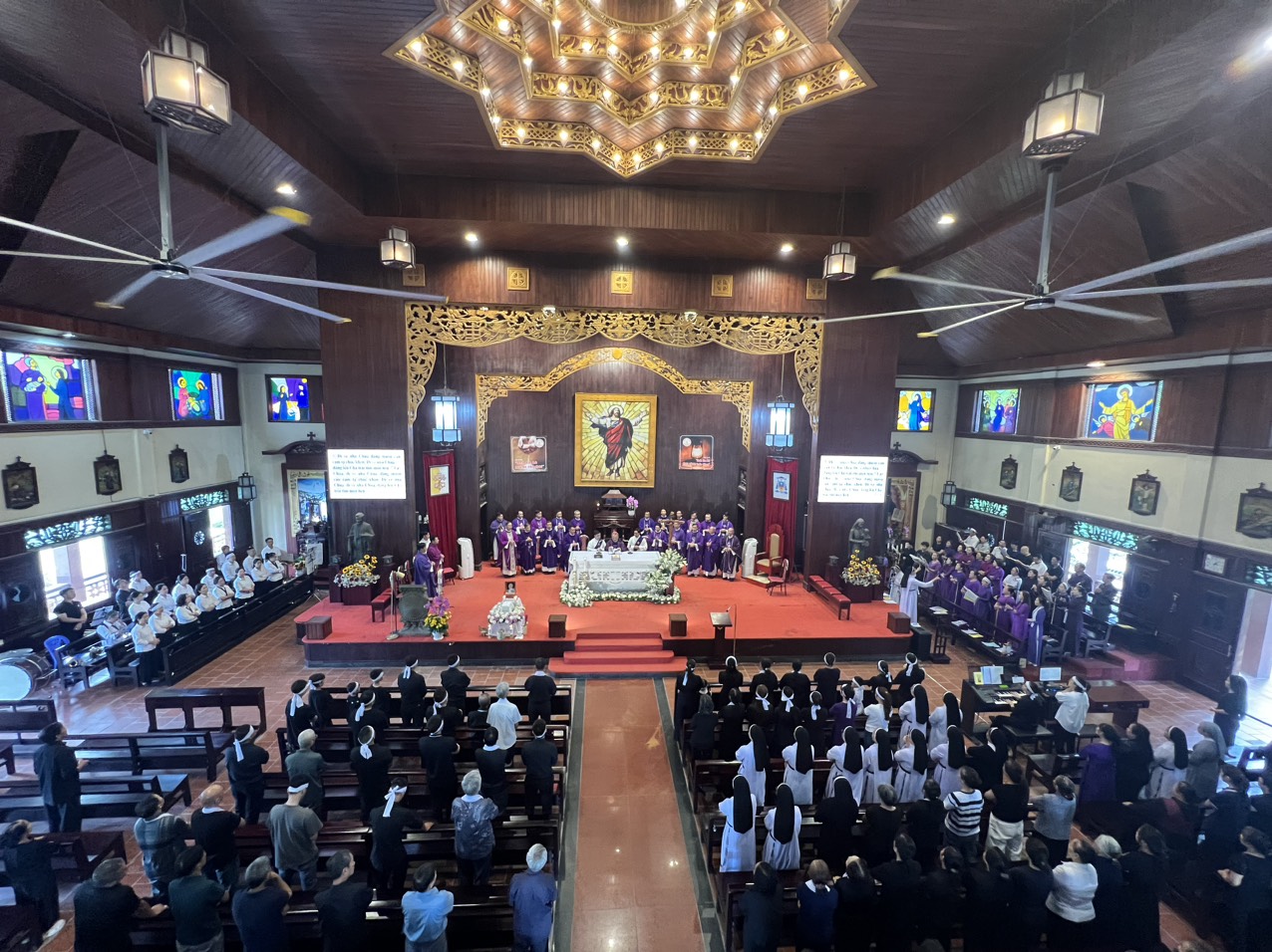 Giáo xứ Chính tòa Lạng Sơn: Thánh lễ cầu nguyện cho nữ tu Maria Nguyễn Ngọc Yến