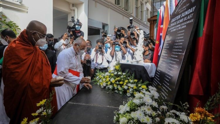 Giáo hội Sri Lanka bắt đầu tiến trình phong thánh cho các Kitô hữu thiệt mạng trong lễ Phục Sinh 2019