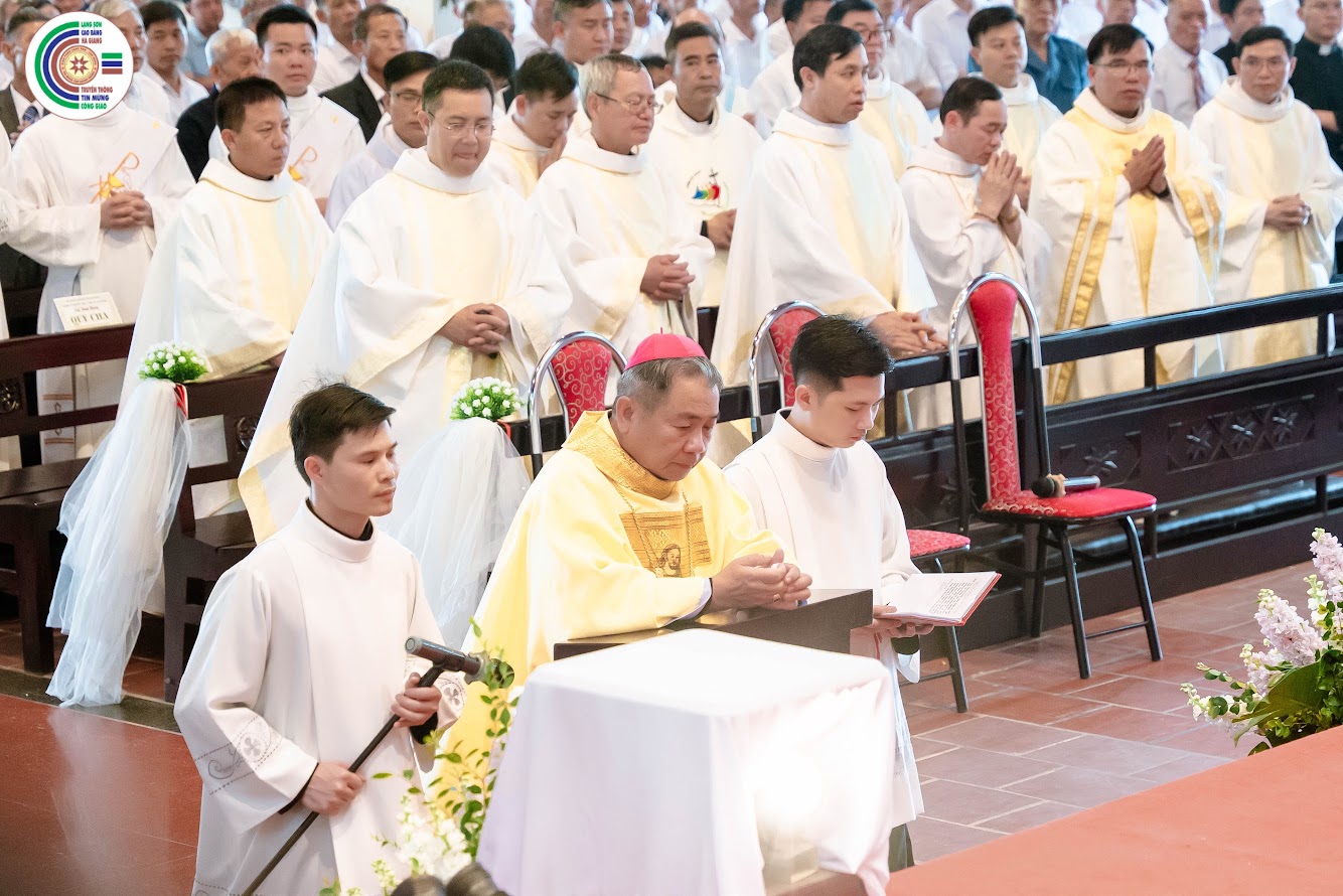 Gp.Lạng Sơn – Cao Bằng: Thánh lễ truyền chức Phó tế và kỷ niệm 10 năm mục tử “cảm tạ hồng ân và được sai đi”