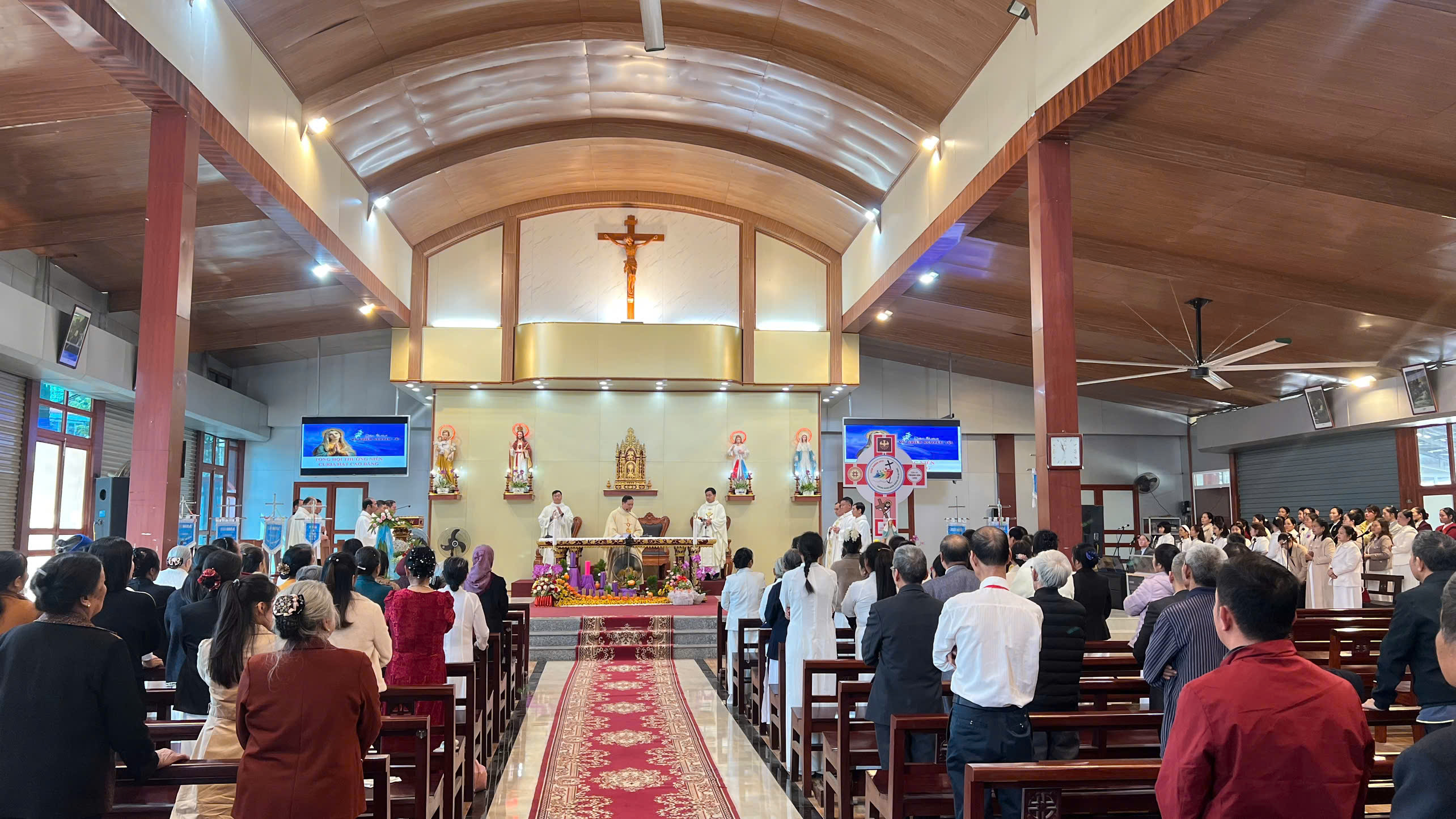 Curia Cao Bằng: Tổng hội thường niên Legio Mariae nhân dịp lễ Đức Mẹ Vô Nhiễm