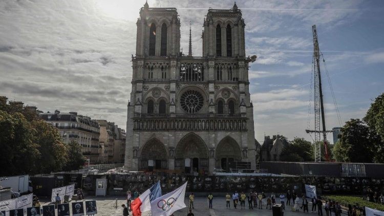 Tổng Giám mục Paris: Việc tái thiết Nhà thờ Đức Bà Paris là một hành động đức tin