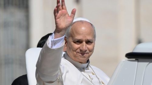 Tiếp kiến chung 18/3/2026 - ĐTC Lêô XIV: Kitô hữu tích cực loan báo Tin Mừng bằng chứng tá đời sống