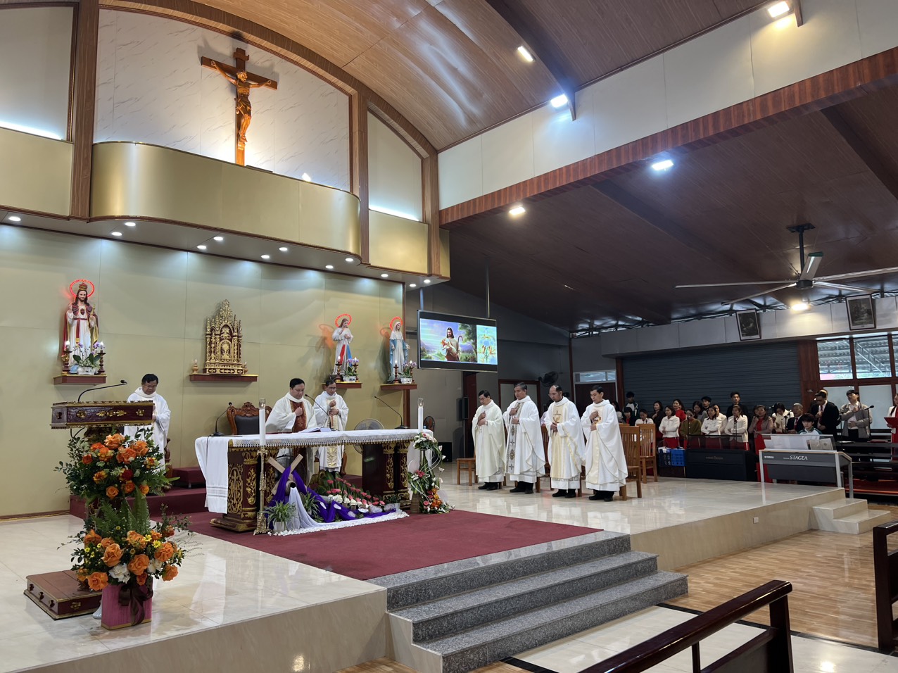 Giáo xứ Thanh Sơn: Thánh lễ tạ ơn 14 năm hồng ân linh mục của cha Tôma Aquinô Ngô Văn Khảo