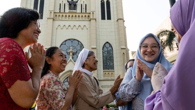 Chính phủ Indonesia hỗ trợ Giáo hội Công giáo thi hành sứ vụ