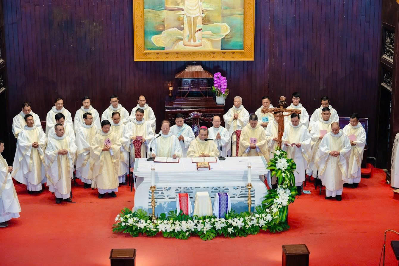 Gp. Lạng Sơn – Cao Bằng: Thánh lễ Làm phép và Thánh hiến Dầu Thánh 2026 “Hiệp thông sống động trong mầu nhiệm Hội Thánh”
