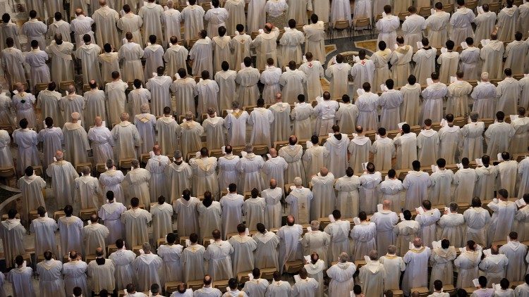 “Các cha sở cho Thượng Hội đồng”, 300 linh mục từ khắp nơi trên thế giới tụ tập tại Rôma