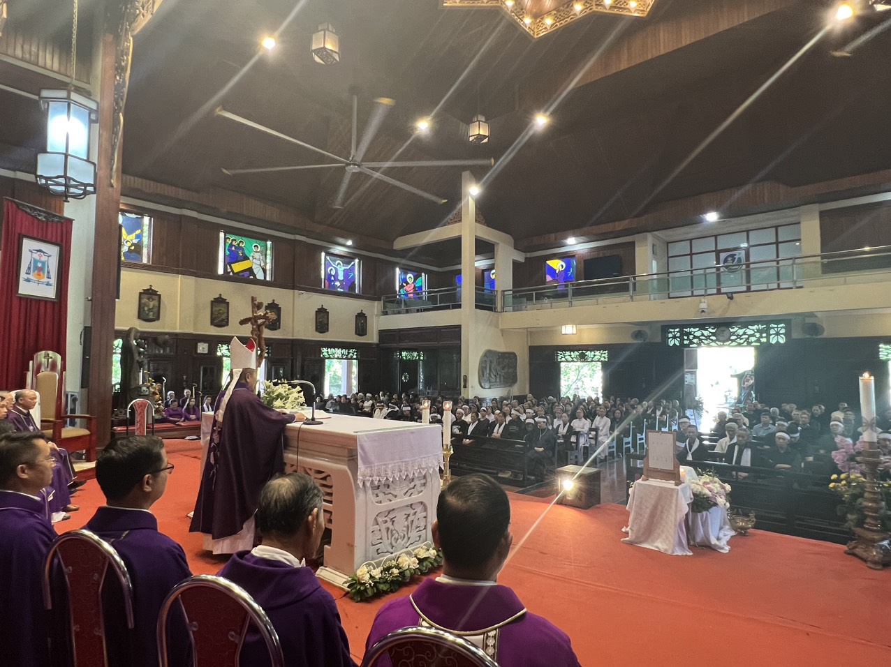 Giáo xứ Chính tòa Lạng Sơn: Thánh lễ cầu nguyện cho nữ tu Maria Nguyễn Ngọc Yến