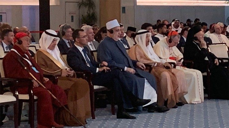 Sứ thần Toà Thánh tại Các Tiểu vương quốc Ả Rập Thống nhất: Các tôn giáo có vai trò quan trọng đối với khí hậu