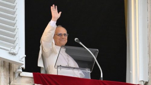 Kinh Truyền Tin (8/2): Mở ra với tha nhân sẽ thắp lại niềm vui