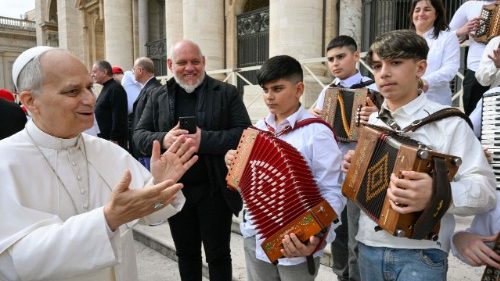 Tiếp kiến chung 11/3/2026 - ĐTC Lêô XIV: Trong Giáo hội, tất cả mọi người đều có chỗ