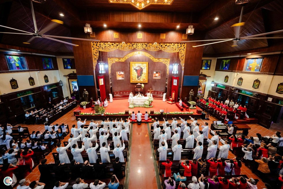 Giáo phận Lạng Sơn – Cao Bằng: Mừng lễ Đức Mẹ Fatima và hiệp ý tạ ơn trong ngày kỷ niệm 20 năm Đức cha Giuse được bổ nhiệm Giám mục