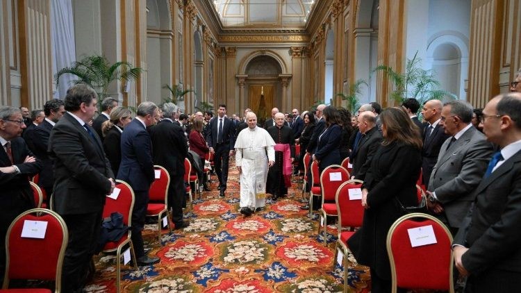 Đức Thánh Cha: Thực thi công lý trong tòa án Giáo hội cần cân bằng giữa công lý và bác ái