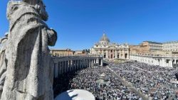 ĐHY Tagle chủ sự Thánh lễ bế mạc cuộc gặp gỡ nhân dịp 10 năm ban hành Tông huấn "Amoris laetitia"