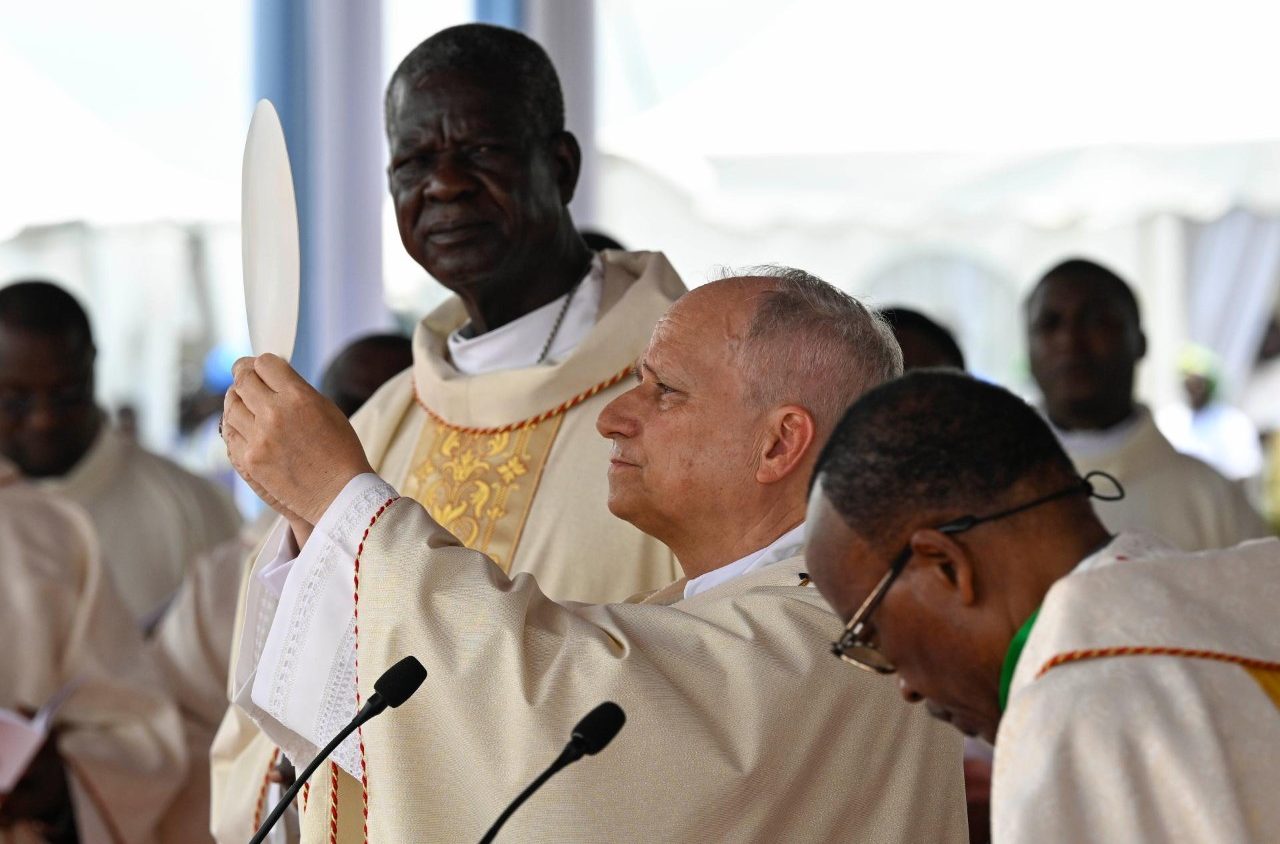 [Tông du Camerun] Đức Thánh Cha cử hành Thánh lễ tại sân vận động Japoma ở thành phố Douala