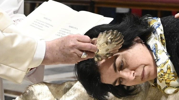 Tổng giáo phận Sydney có 266 dự tòng rửa tội vào đêm Vọng Phục Sinh, tăng 60% so với năm 2021