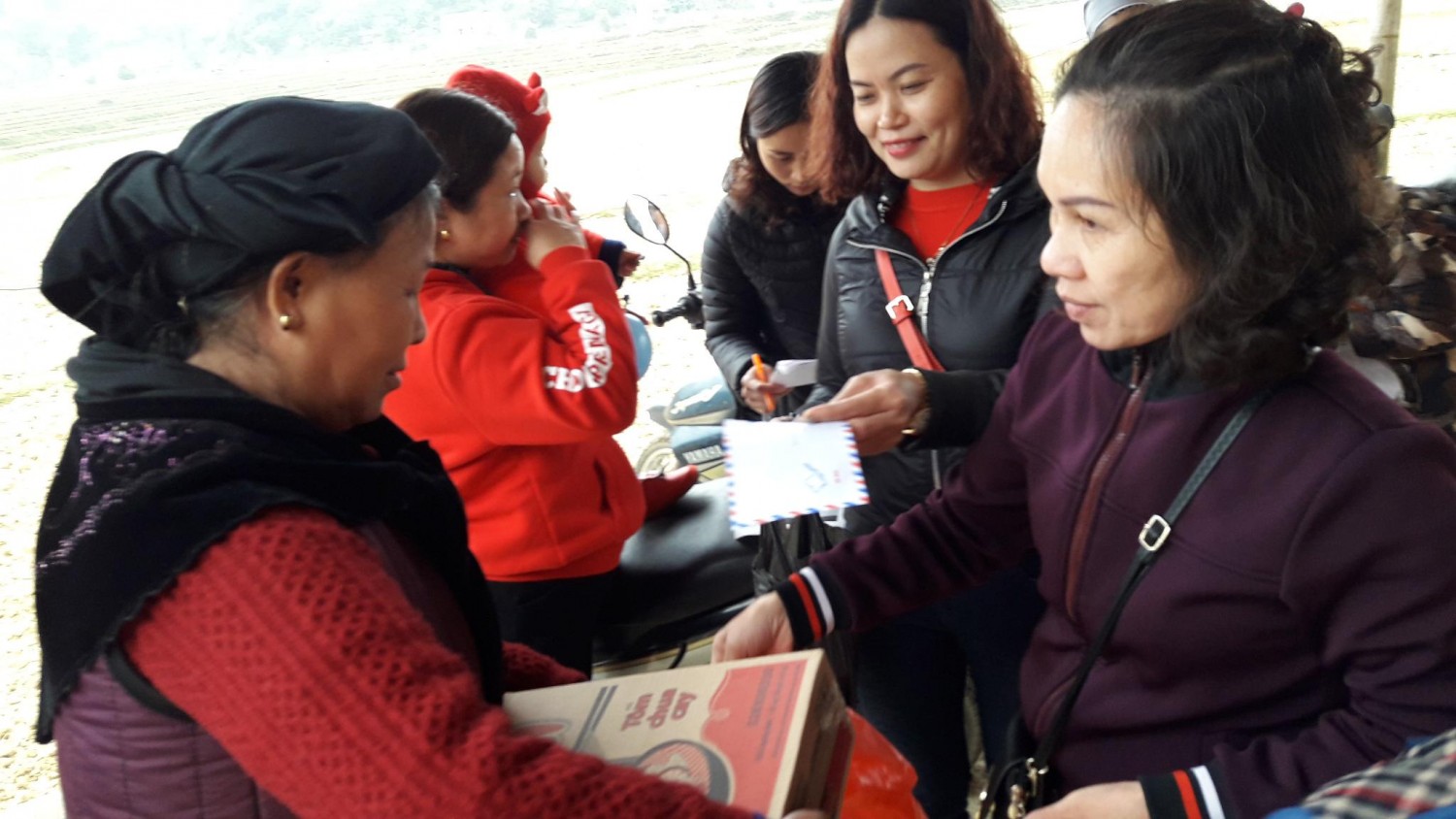 Caritas Lạng Sơn thăm viếng và khám chữa bệnh cho người nghèo
