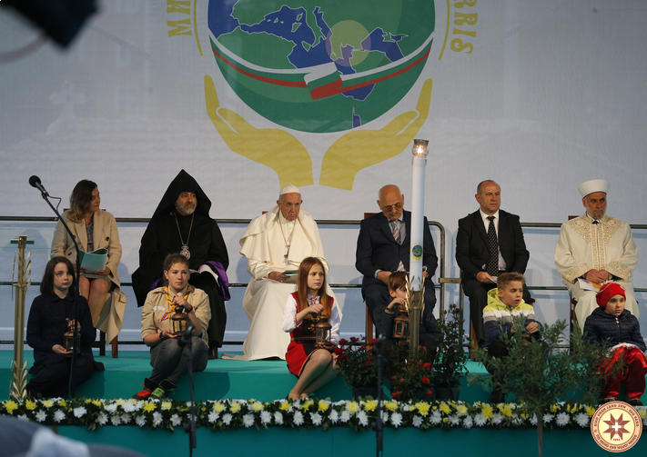 Kết thúc chuyến viếng thăm Bulgari , Đức Phanxicô thúc giục các nhà lãnh đạo tôn giáo làm việc cho hòa bình