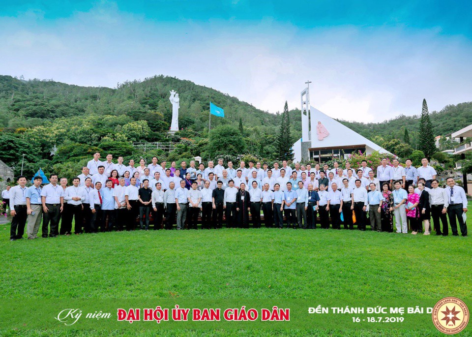 Đại hội Ủy Ban Giáo Dân (HĐGMVN) lần thứ 1 tại Bãi Dâu, Vũng Tầu