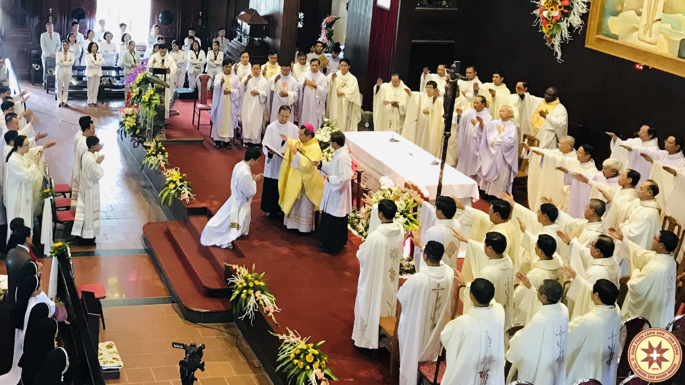 Thánh lễ Truyền chức Linh mục và Phó tế tại Nhà thờ Chính Toà Lạng Sơn