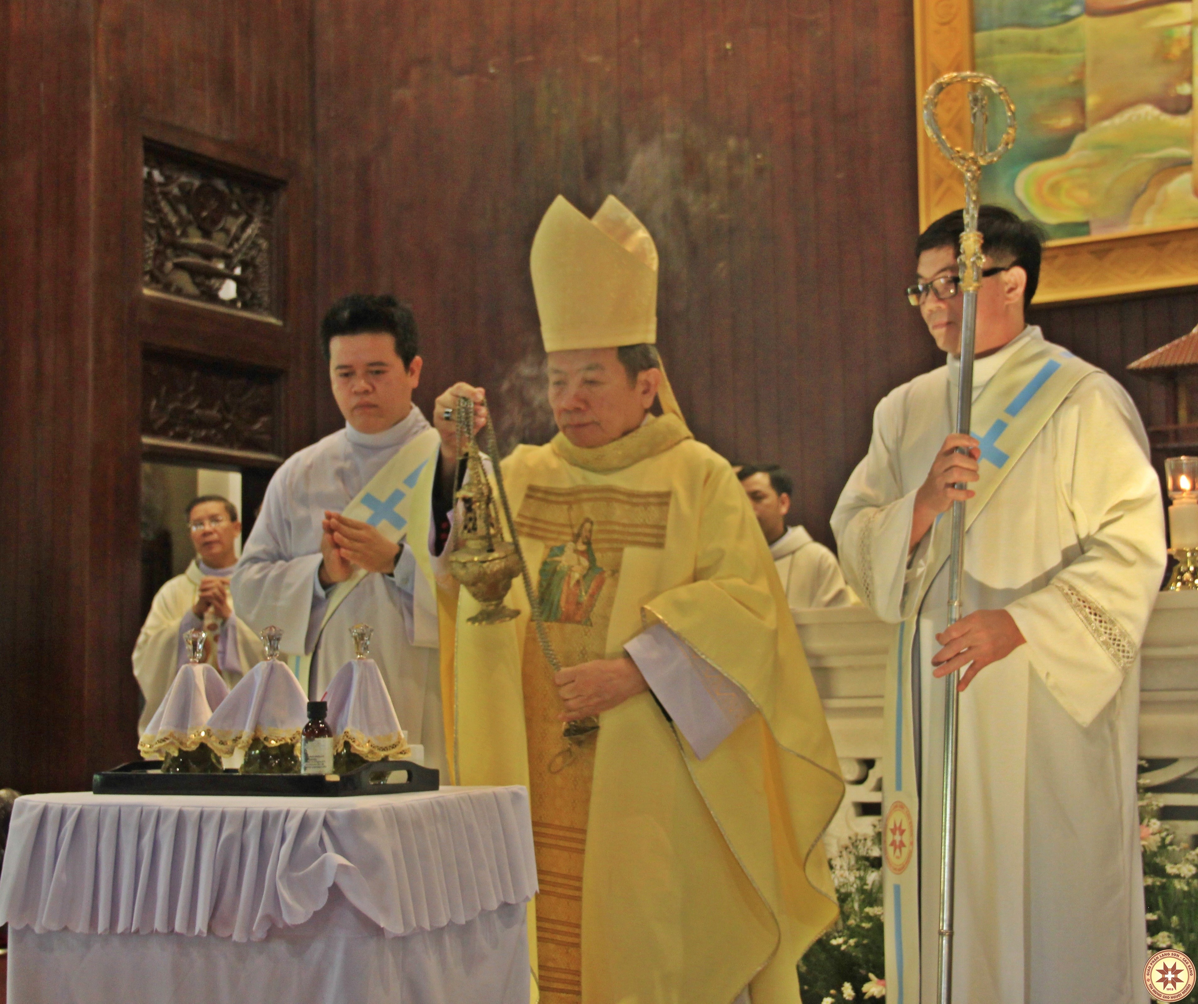 Thánh lễ Truyền Dầu tại Giáo phận Lạng Sơn Cao Bằng