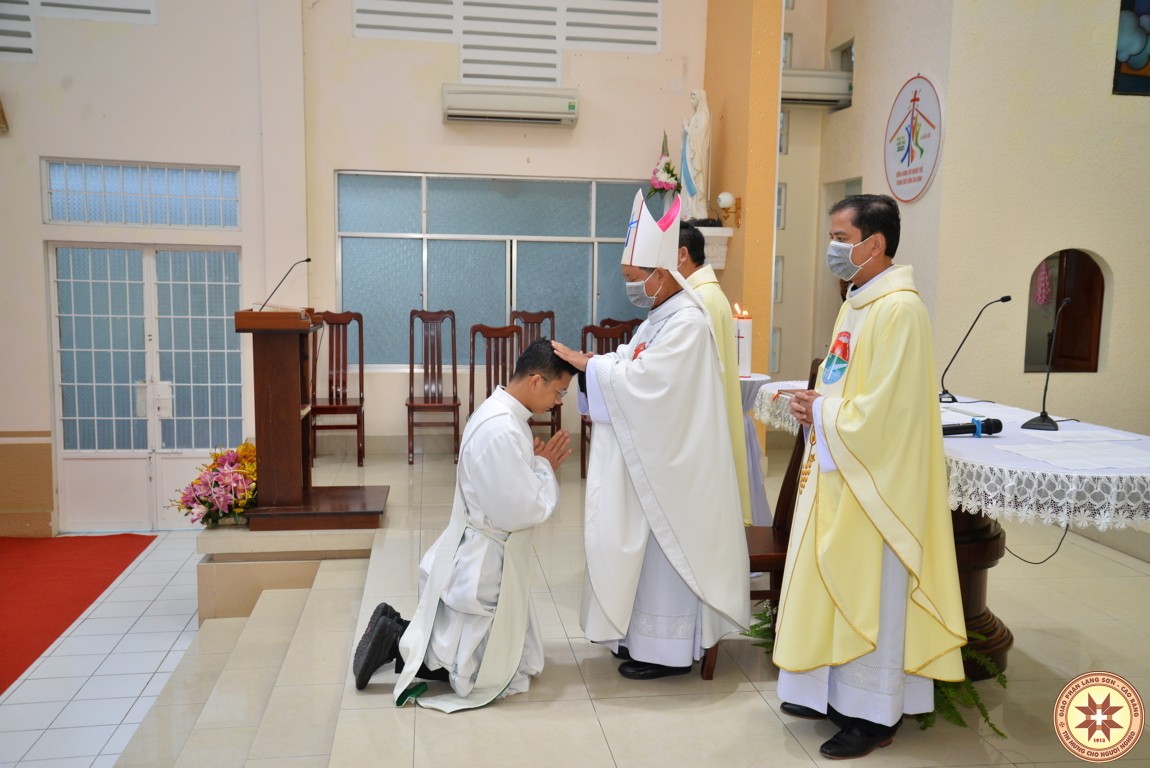 Giáo phận Long Xuyên: Thánh lễ Truyền chức Linh mục năm 2021